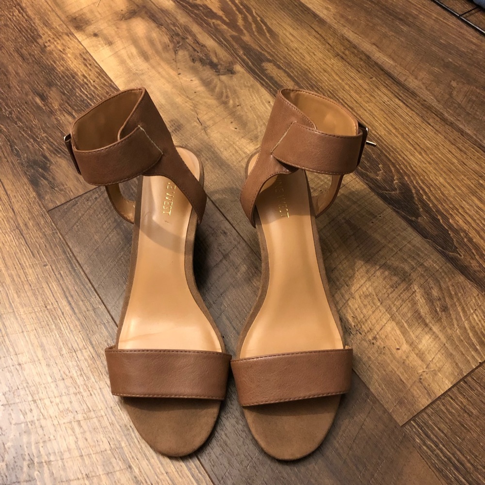 Nine West wedge